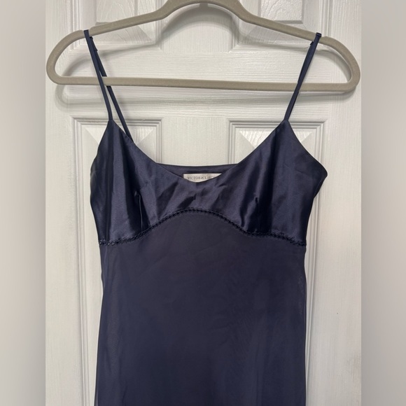 Victoria’s Secret Navy Vtg Slip Dress Women’s Size Medium - Picture 4 of 11